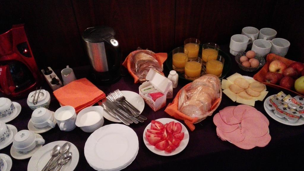 Peregrino Panzio Bed & Breakfast บูดาโอร์ช ภายนอก รูปภาพ