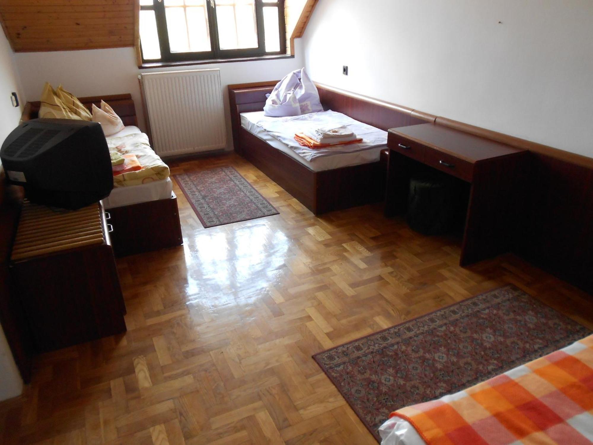 Peregrino Panzio Bed & Breakfast บูดาโอร์ช ห้อง รูปภาพ