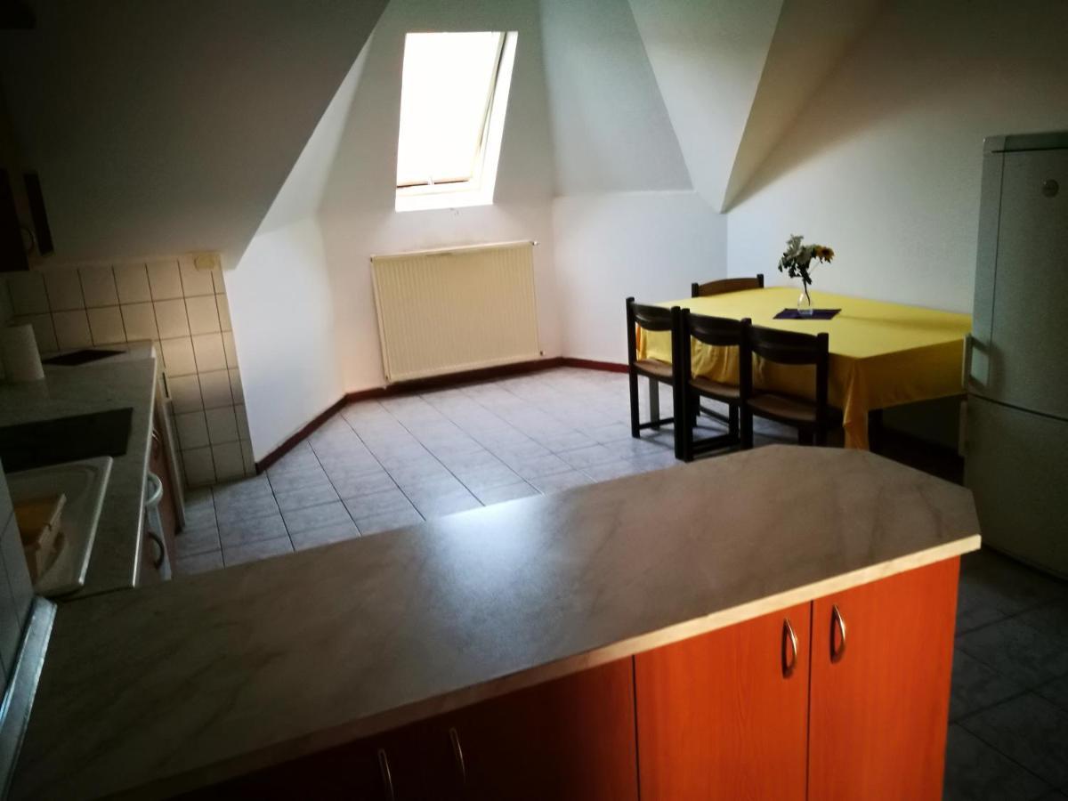Peregrino Panzio Bed & Breakfast บูดาโอร์ช ภายนอก รูปภาพ
